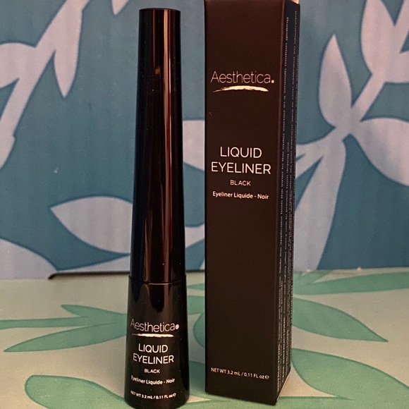 Aesthetica Liquid Eyeliner - Black - Picture 1 of 2
